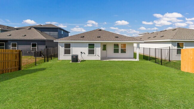 9701 Oxbow Strap Dr, Austin, TX 78724 - photo 4