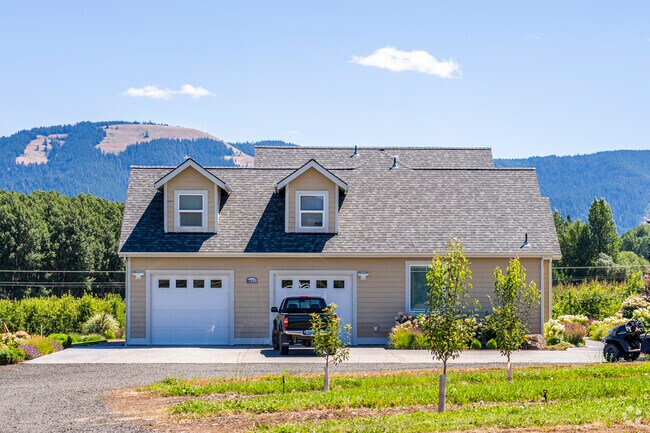 Homes in Odell have a lot of space.