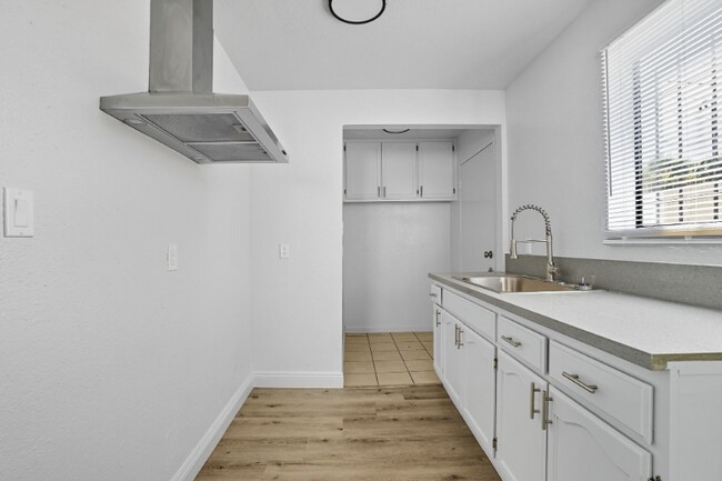 4710 St Elmo Dr unit 4710.5, Los Angeles, CA 90019 - photo 4