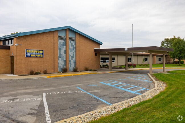 Brentwood Elementary is the initial stage of education for the students of the Bellair, IN.