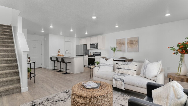 1251 N 325 E unit 175, Harrisville, UT 84404 - photo 7