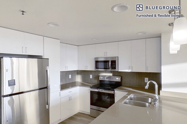 2400 W El Camino Real unit FL5-ID10395A, Mountain View, CA 94040 - photo 6