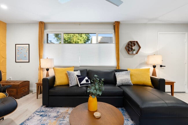 6957 E Osborn Rd unit ID1340545P, Scottsdale, AZ 85251 - photo 3