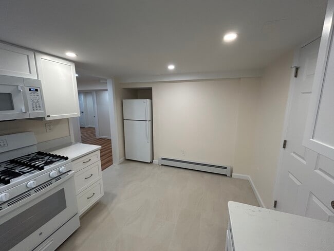 90 Havemeyer Ln, Greenwich, CT 06830 - photo 3