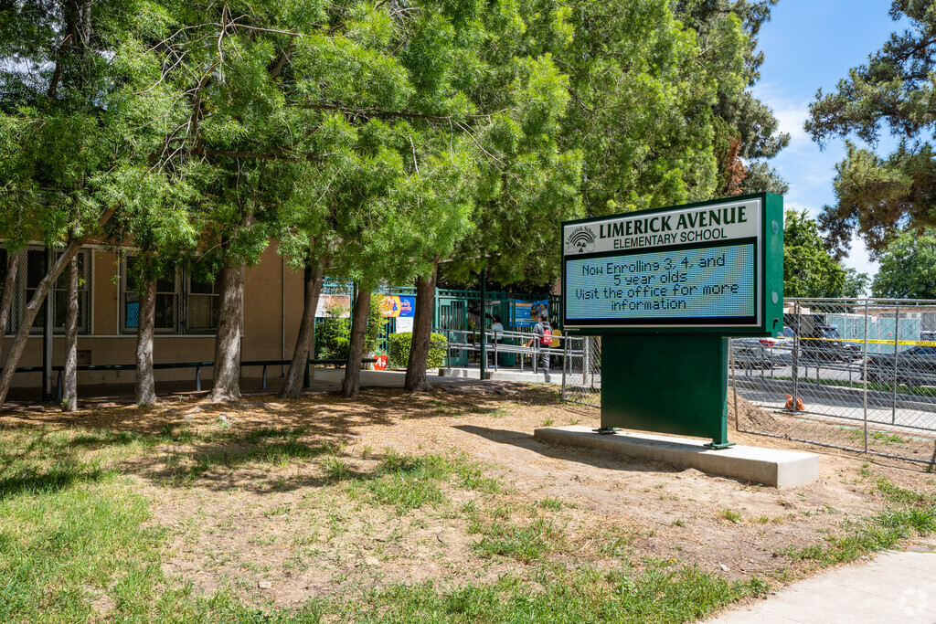 The entrance sign to Limerick Avenue Elementary School.