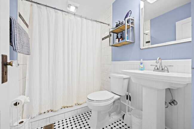 715 SE 2nd Ave unit ID1359135P, Gainesville, FL 32601 - photo 6