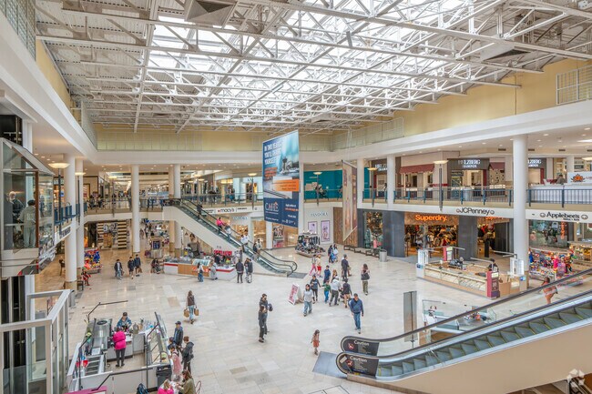 On the north side of Bulls Head, the Expressway Plaza have chain restaurants and retails stores.