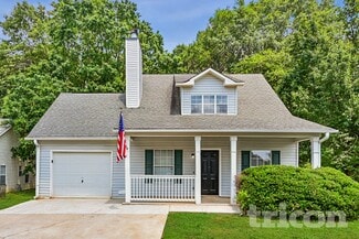 1318 N Hampton Dr, Hampton, GA 30228