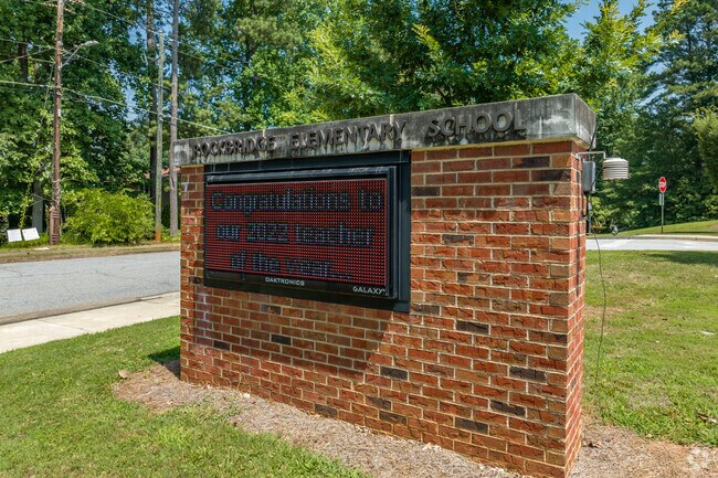 Sign for Rockbridge Elementary School in Atlanta.
