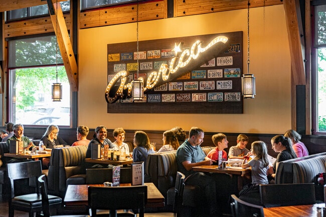 The Lazy Dog offers a one of a kind atmosphere for diners in Chantilly.