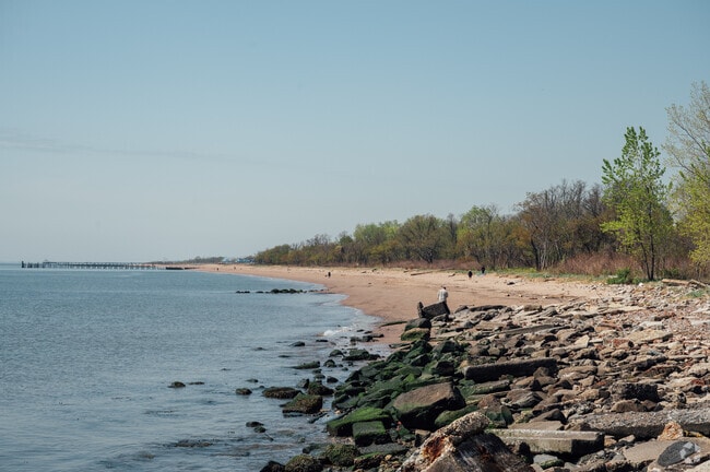 Fort Wadsworth Beach, North of South Beach looks out towards Lower Bay.