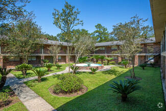 1302 N Oak St, Hammond, LA 70401