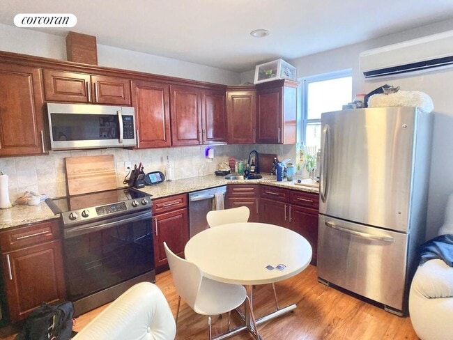 1121 Lafayette Ave, Brooklyn, NY 11221 - photo 7