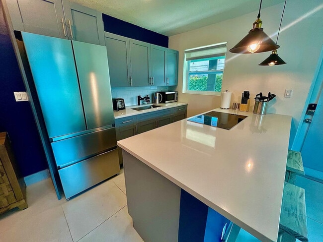 618 NE 14th Ave unit ID1369652P, Fort Lauderdale, FL 33304 - photo 3