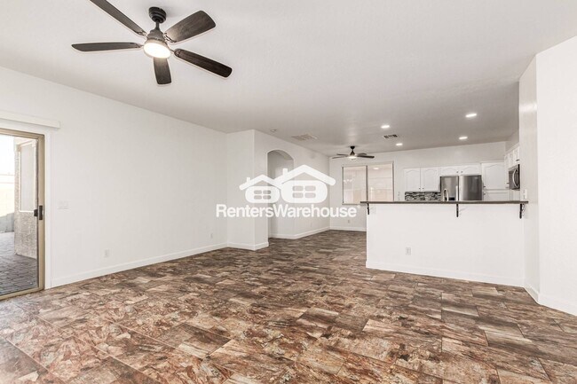 17088 W Lundberg St, Surprise, AZ 85388 - photo 6