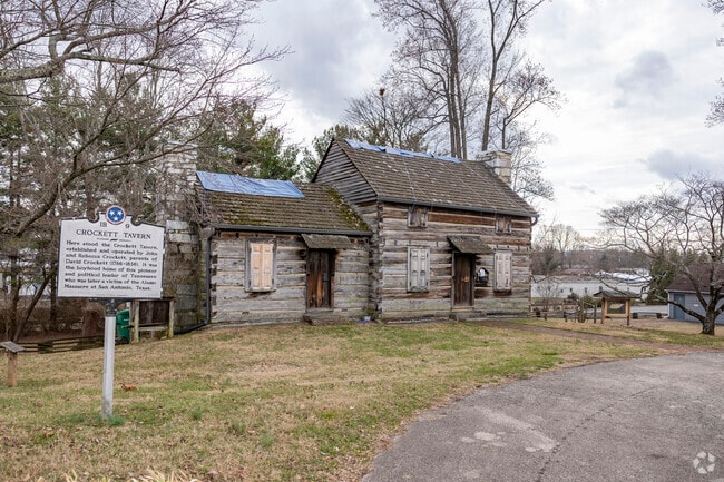 Crockett Tavern Museum in Morristown pays tribute to the American folk hero.