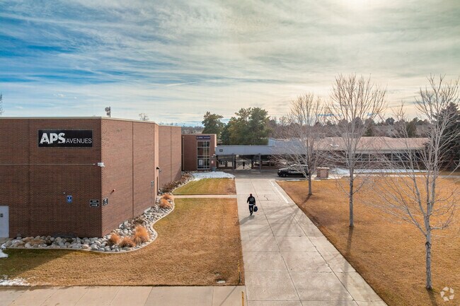South Middle School is a public middle school in Lyn Knoll.