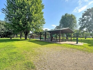 465 3rd Ave Unit Lower, Newport, MN 55055