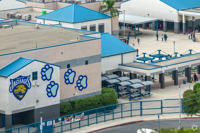 Jehue Middle School challenges and encourages children to learn.