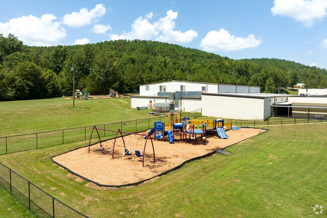 Oneonta Elementary School is the best rated elementary school in Blount County.