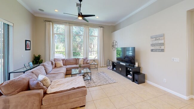 13916 Bald Cypress Cir, Fort Myers, FL 33907 - photo 3