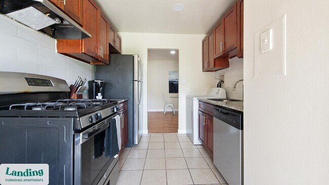 6220 Springhill Dr unit 9324-204, Greenbelt, MD 20770 - photo 5