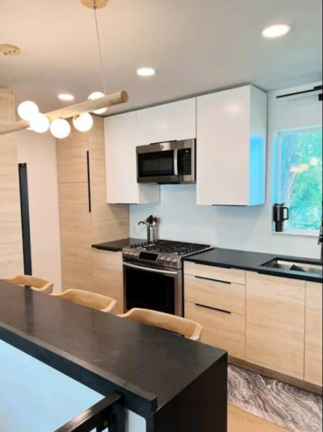 2392 S 200 W unit ID1266945P, Bountiful, UT 84010 - photo 6