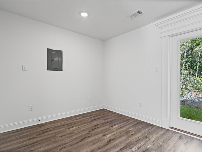 13497 Dee Ave, Gulfport, MS 39503 - photo 6