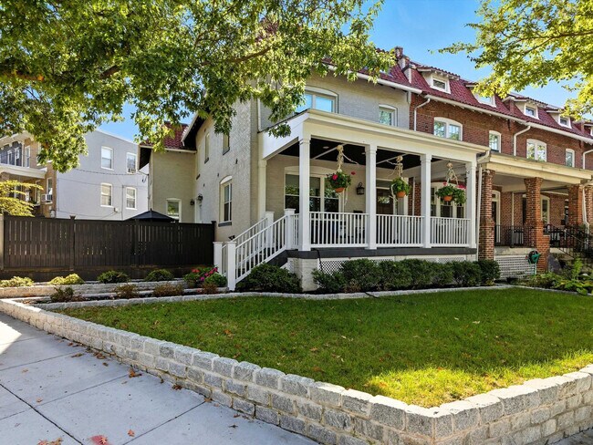 4325 New Hampshire Ave NW unit ID1327621P, Washington, DC 20011 - photo 5