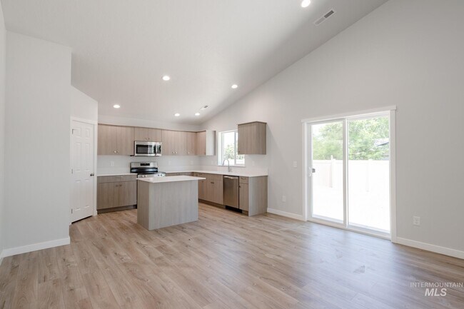 16695 Sentinel Ave, Caldwell, ID 83607 - photo 6