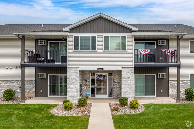 The Shores Apartments, Green Bay, WI 54311 - photo 5