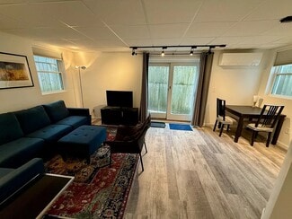 39 Central Ave Unit 2, South Burlington, VT 05403