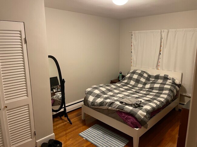 61 Selkirk Rd unit 1, Brighton, MA 02135 - photo 6