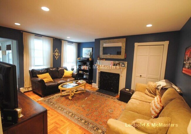 26 Green St unit 2, Charlestown, MA 02129 - photo 3