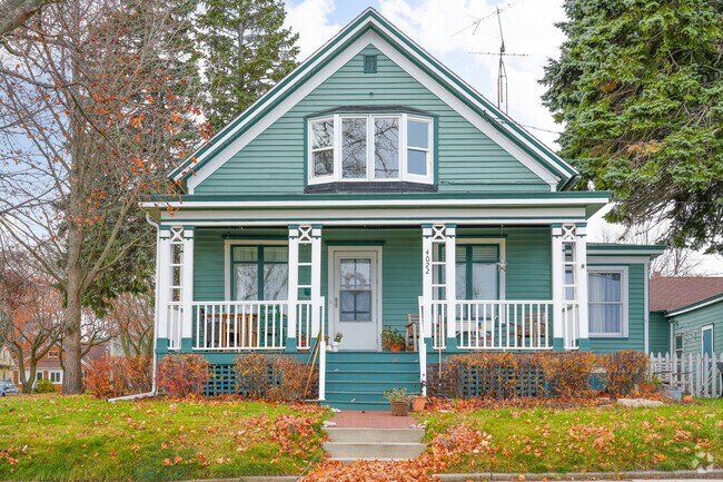 Colorful bungalows can be seen scattered throughout downtown Kenosha.