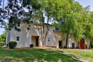5029 Cherrycrest Ln, Charlotte, NC 28217