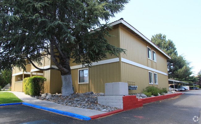 Silver Springs, Sparks, NV 89431 - photo 3