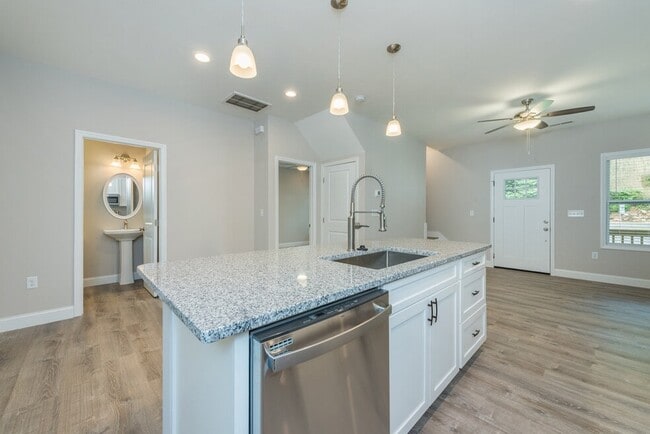 107 Owens Creek Rd, Asheville, NC 28806 - photo 3