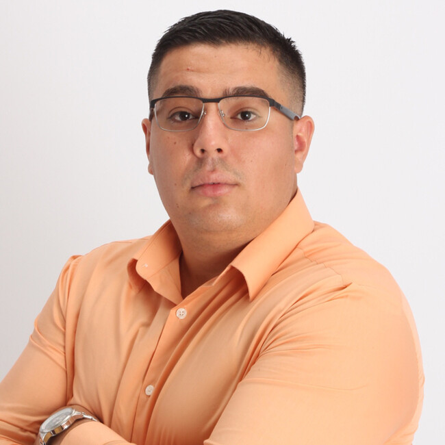 Agent Photo