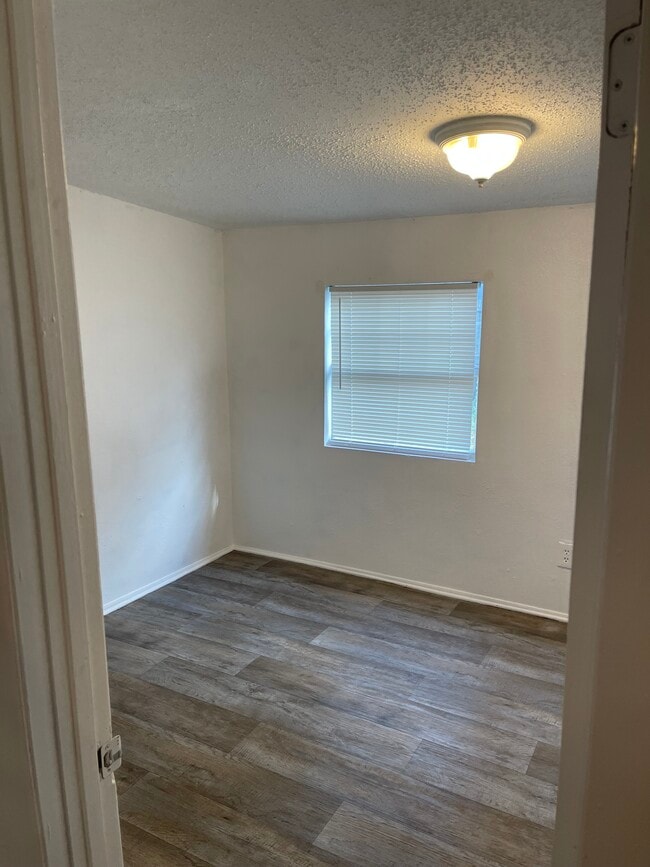 8722 N Brooks St, Tampa, FL 33604 - photo 6