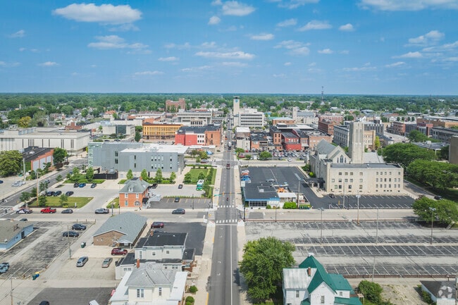 Westwood Historic District lies west of Ball State University and near downtown Muncie.