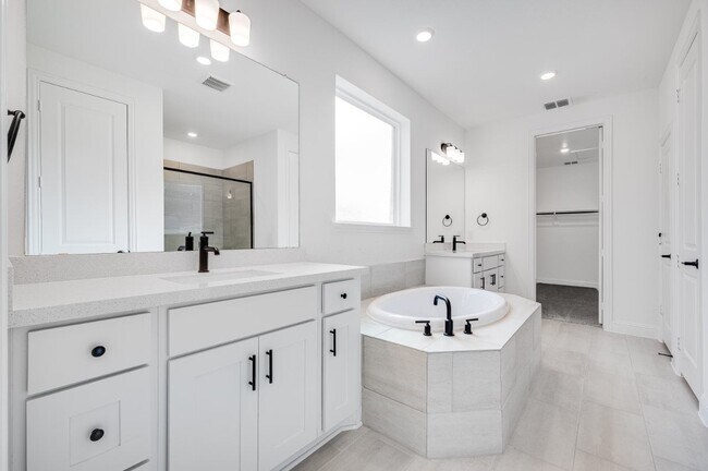 4400 Eagle Mountain Ave, McKinney, TX 75071 - photo 4