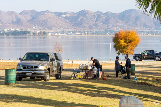 Warm Spring residents are just a short drive to the banks of Lake Elsinore for outdoor recreation.