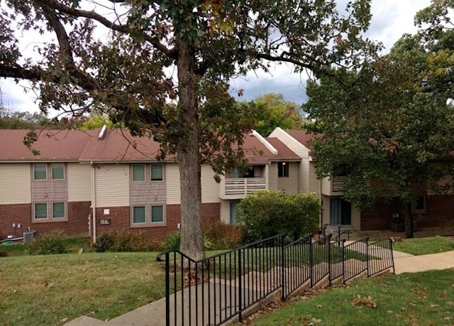 32 Woodglen Apartment unit B 14, Arnold, MO 63010 - photo 2