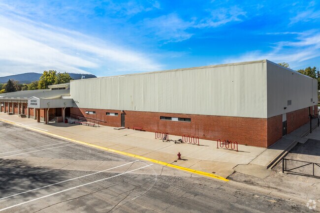 Your kids will enjoy learning in the inspiring atmosphere of Sturgis Williams Middle School .