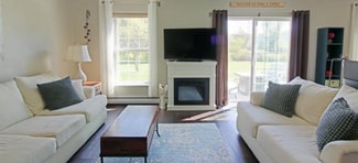 207 Farmall Dr, Hinesburg, VT 05461