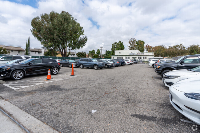 Plummer Elementary School provides parking for teachers and parents in North Hills, Los Angeles.