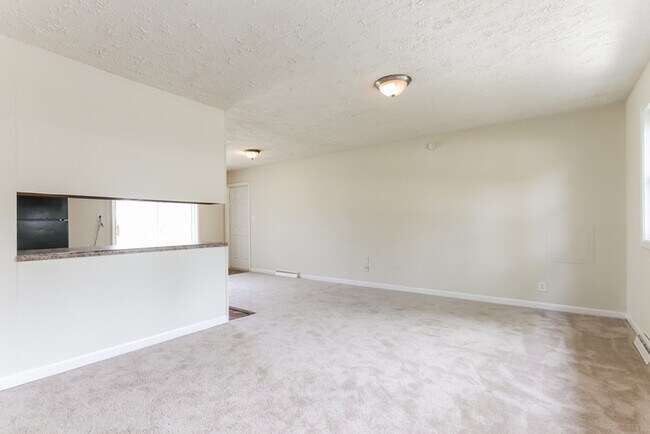 426 Pleasant Dr, Whiteland, IN 46184 - photo 4