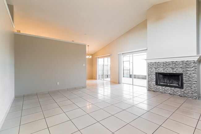 11831 Cranbourne Dr, Orlando, FL 32837 - photo 7