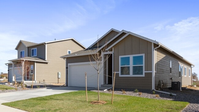 689 Muturu Rd, Johnstown, CO 80534 - photo 2